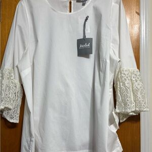 Marled White Blouse with Lace Sleeves